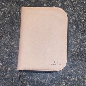Travel jewelry holder